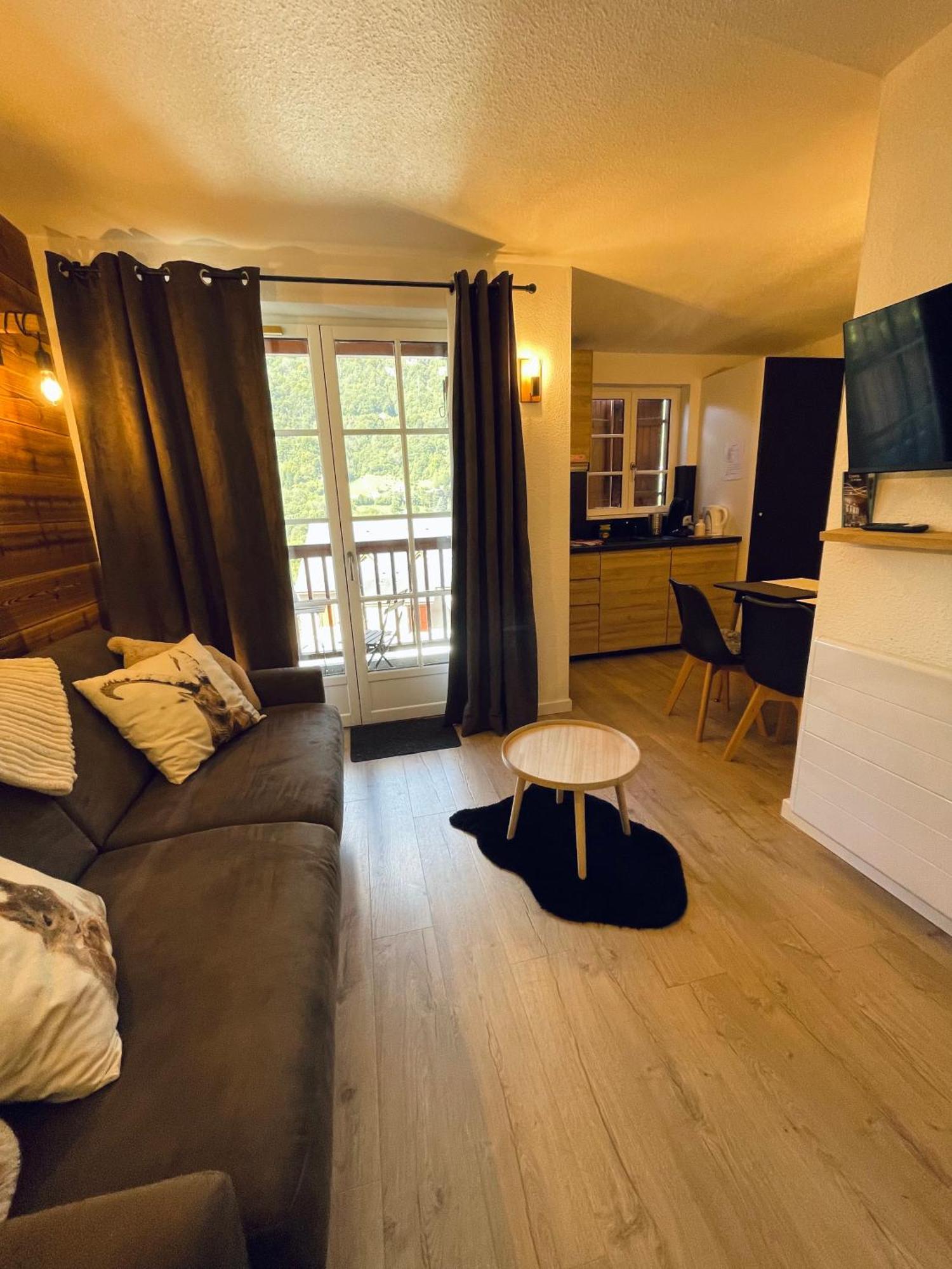 "La Cle Doree" Appartement Balcon Ensoleille Vue Montagne Wifi Cauterets Zewnętrze zdjęcie